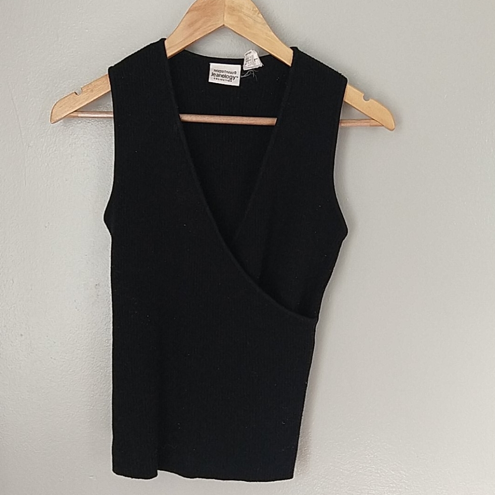 Newport News Jeanology Collection Ribbed Wrap Top